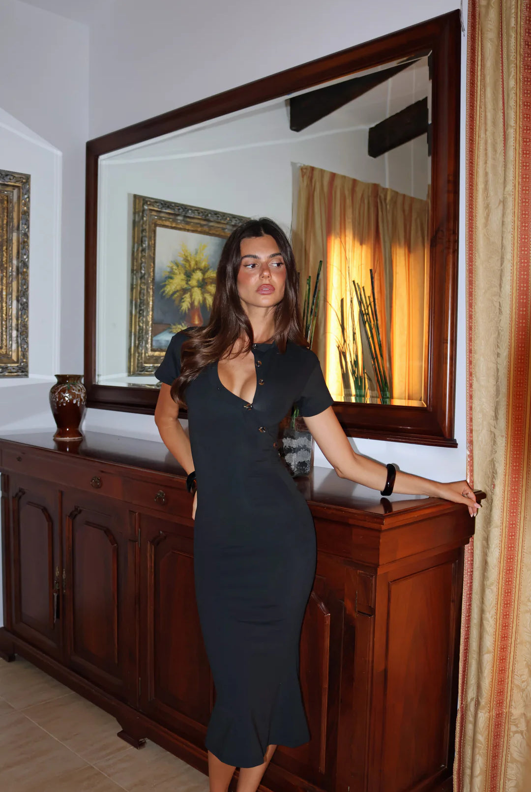 Amorina dress by Amelie teje available for hire in Australia